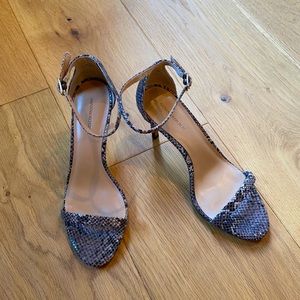 Banana Republic Snakeskin Sandals - 7.5